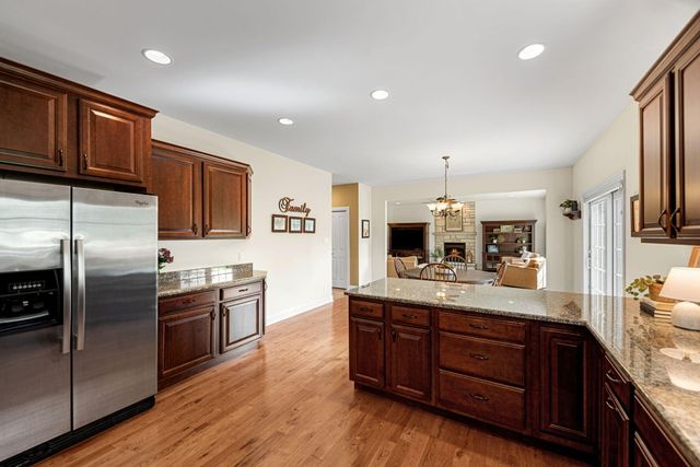 8872 Winding Trail, St. John, IN 46373