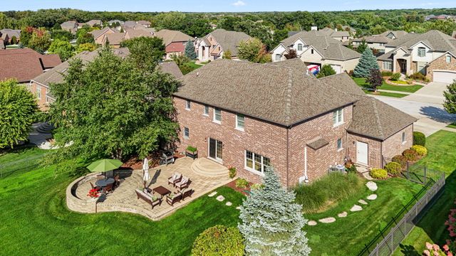 8872 Winding Trail, St. John, IN 46373