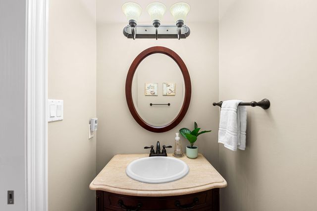 8872 Winding Trail, St. John, IN 46373