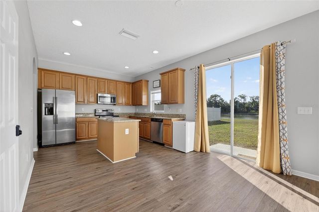 7520 DRAGON FLY LOOP, Gibsonton, FL 33534