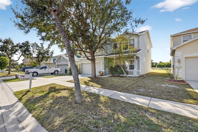 7520 DRAGON FLY LOOP, Gibsonton, FL 33534