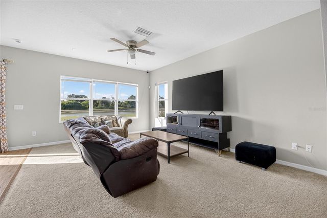 7520 DRAGON FLY LOOP, Gibsonton, FL 33534