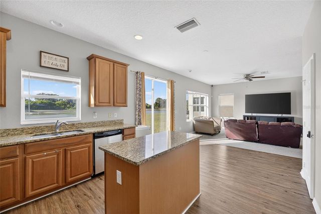 7520 DRAGON FLY LOOP, Gibsonton, FL 33534