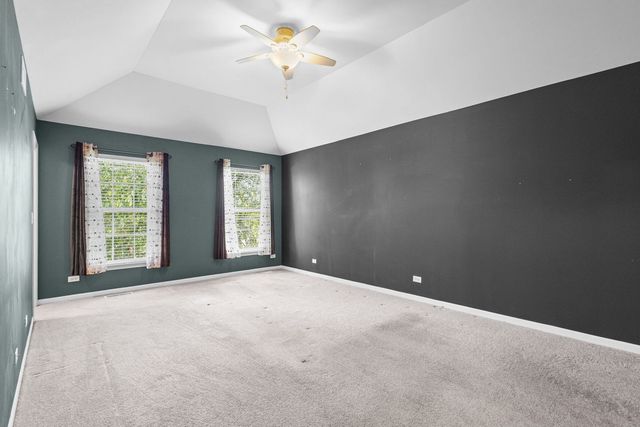 435 Shadow Wood Drive, Yorkville, IL 60560