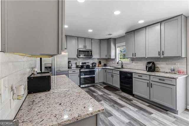 601 Skyland Court, Winder, GA 30680