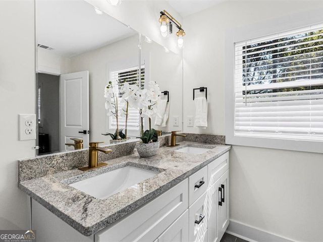 4071 Rainbow Drive, Decatur, GA 30034