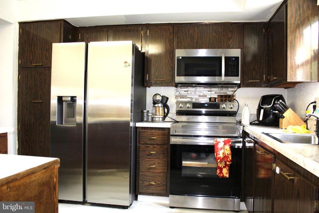 9330 FITZHARDING LN, Owings Mills, MD 21117