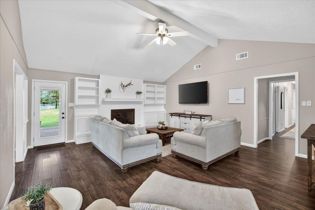 12403 Cherry Point Drive, Mont Belvieu, TX 77535