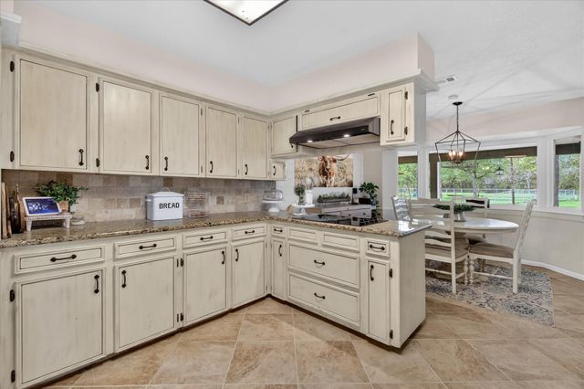 12403 Cherry Point Drive, Mont Belvieu, TX 77535