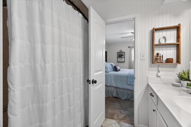 12403 Cherry Point Drive, Mont Belvieu, TX 77535