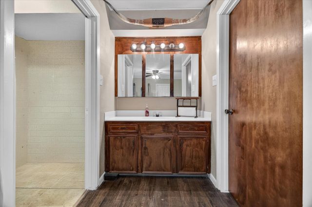 12403 Cherry Point Drive, Mont Belvieu, TX 77535