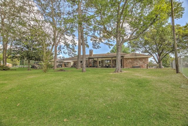 12403 Cherry Point Drive, Mont Belvieu, TX 77535