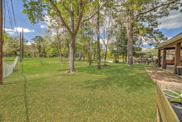 12403 Cherry Point Drive, Mont Belvieu, TX 77535