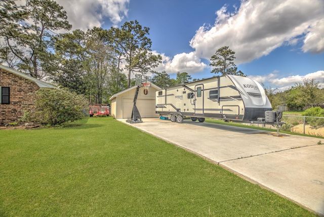 12403 Cherry Point Drive, Mont Belvieu, TX 77535