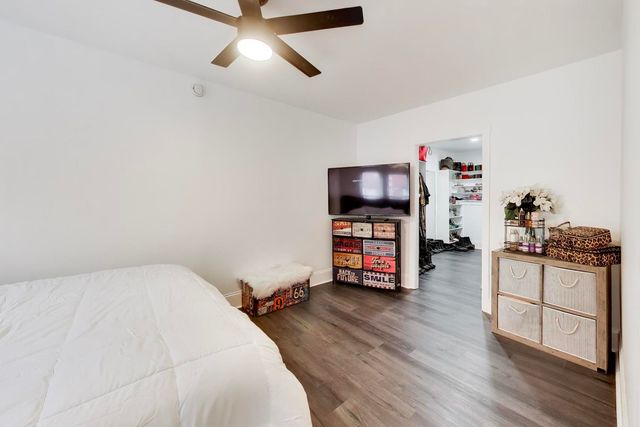 126 Clyde Avenue 2, Evanston, IL 60202