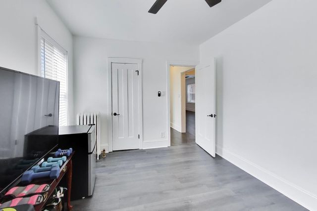 126 Clyde Avenue 2, Evanston, IL 60202