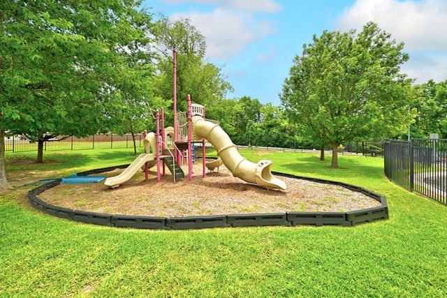 4807 Fort Moultrie LN, Austin, TX 78754