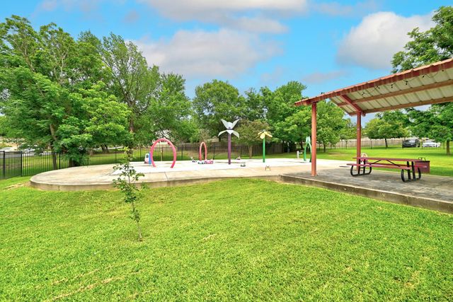 4807 Fort Moultrie LN, Austin, TX 78754