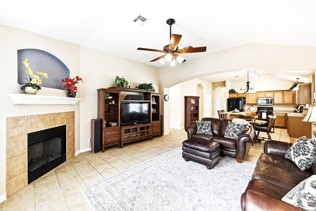 4807 Fort Moultrie LN, Austin, TX 78754