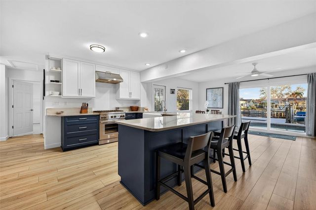 1984 MICHIGAN AVENUE NE, St Petersburg, FL 33703