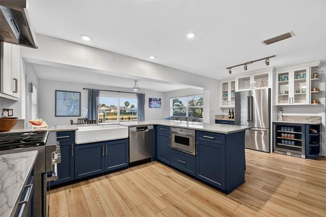 1984 MICHIGAN AVENUE NE, St Petersburg, FL 33703