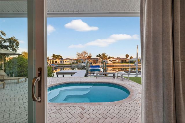 1984 MICHIGAN AVENUE NE, St Petersburg, FL 33703