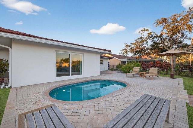 1984 MICHIGAN AVENUE NE, St Petersburg, FL 33703