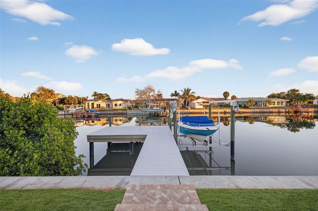 1984 MICHIGAN AVENUE NE, St Petersburg, FL 33703