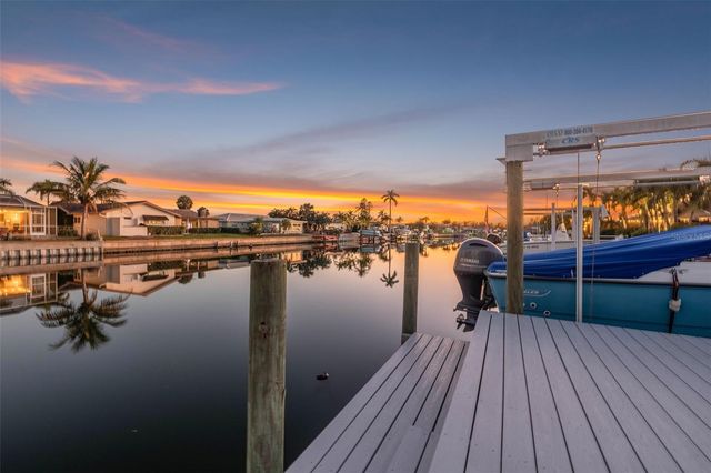 1984 MICHIGAN AVENUE NE, St Petersburg, FL 33703