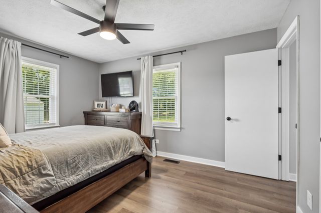 161 Kempville Hwy, Pleasant Shade, TN 37145