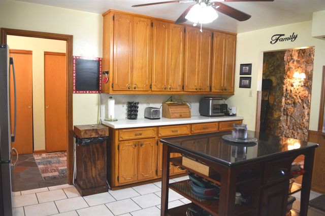 129 Iroquois Drive, Cherokee Village, AR 72529