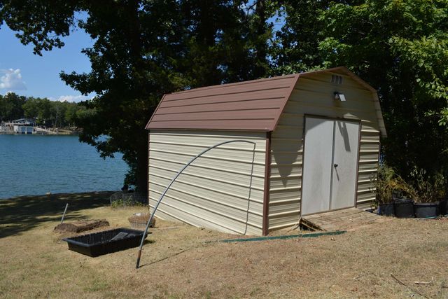 129 Iroquois Drive, Cherokee Village, AR 72529