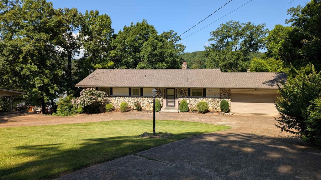 129 Iroquois Drive, Cherokee Village, AR 72529
