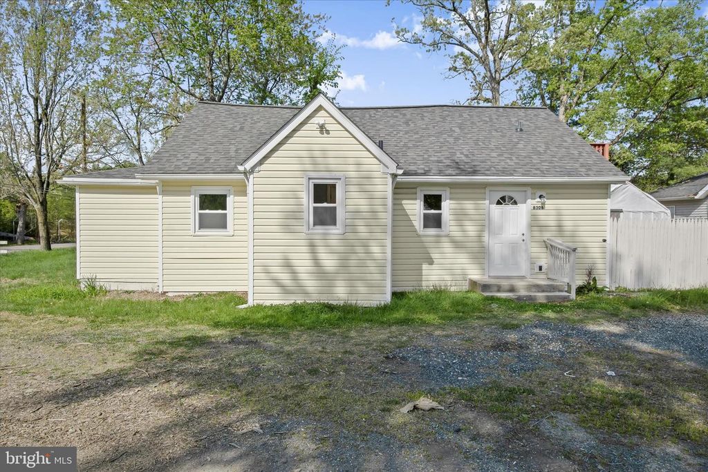 6306 LEAPLEY RD, Upper Marlboro, MD 20772