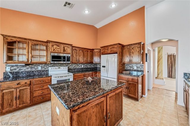 381 East Kiowa Street, Pahrump, NV 89048