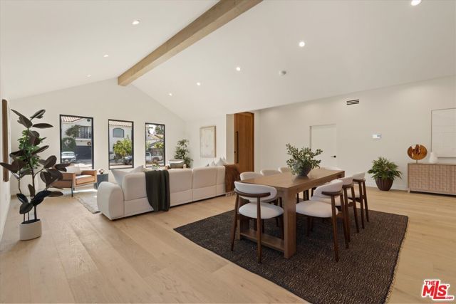 13949 Cumpston Street, Sherman Oaks, CA 91401