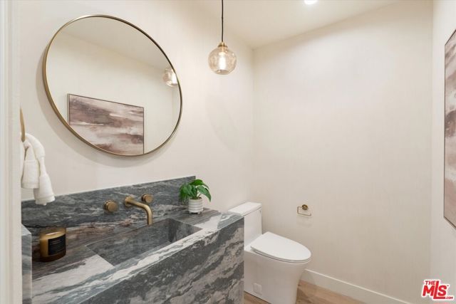 13949 Cumpston Street, Sherman Oaks, CA 91401