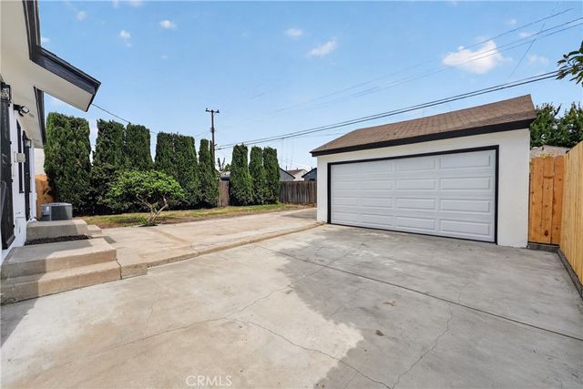 10772 Tonibar, Norwalk, CA 90650
