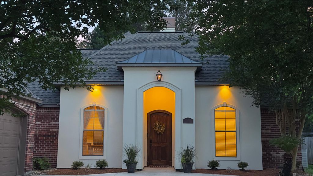 14160 Twelve Oaks Dr, Walker, LA 70785