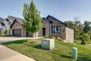 264 South Hickory Hills Boulevard, Springfield, MO 65802