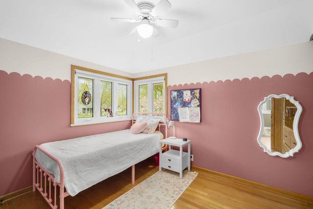 736 Cumberland ROAD, Waukesha, WI 53188