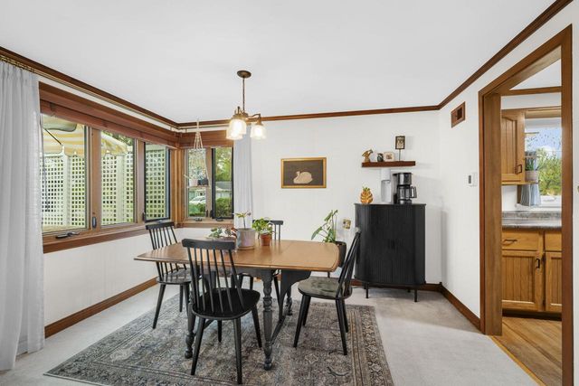 736 Cumberland ROAD, Waukesha, WI 53188