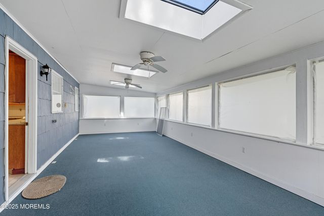 118 N Lakeshore Drive, Manahawkin, NJ 08050