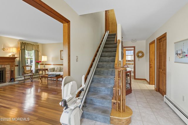 118 N Lakeshore Drive, Manahawkin, NJ 08050