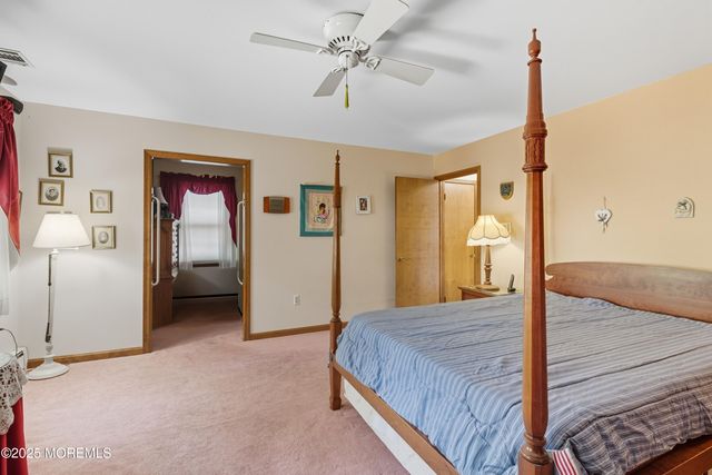 118 N Lakeshore Drive, Manahawkin, NJ 08050