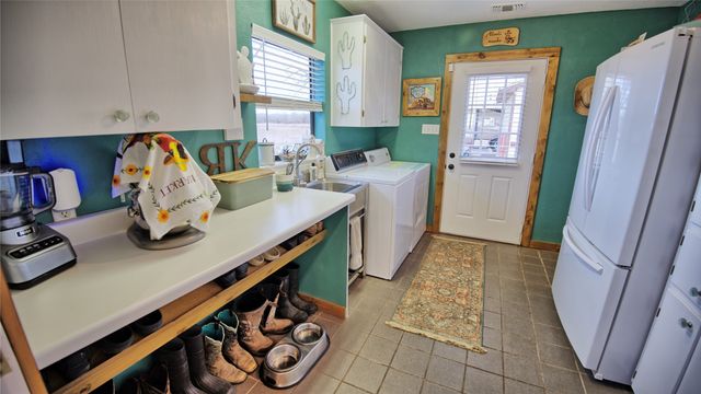 858 Ford Road, Bowie, TX 76230