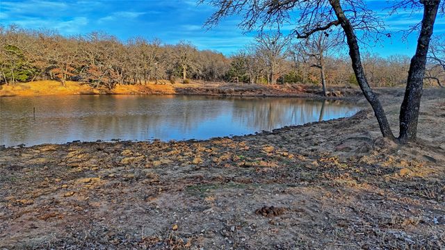 858 Ford Road, Bowie, TX 76230