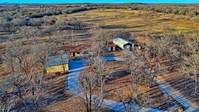 858 Ford Road, Bowie, TX 76230