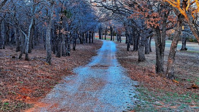 858 Ford Road, Bowie, TX 76230