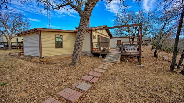 858 Ford Road, Bowie, TX 76230